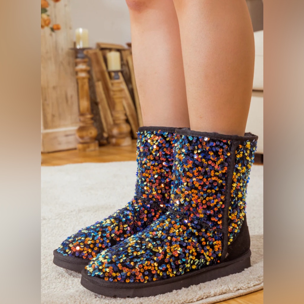 Ugg Classic Short Stellar Sequin Winter Boots - Black And Gold